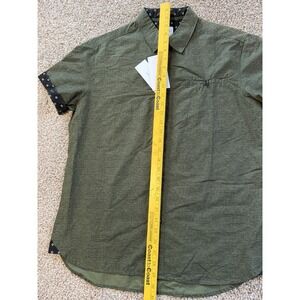 Level Ten - Men's Short Sleeve Collared Button up Shirt - olive Green Size M NWT